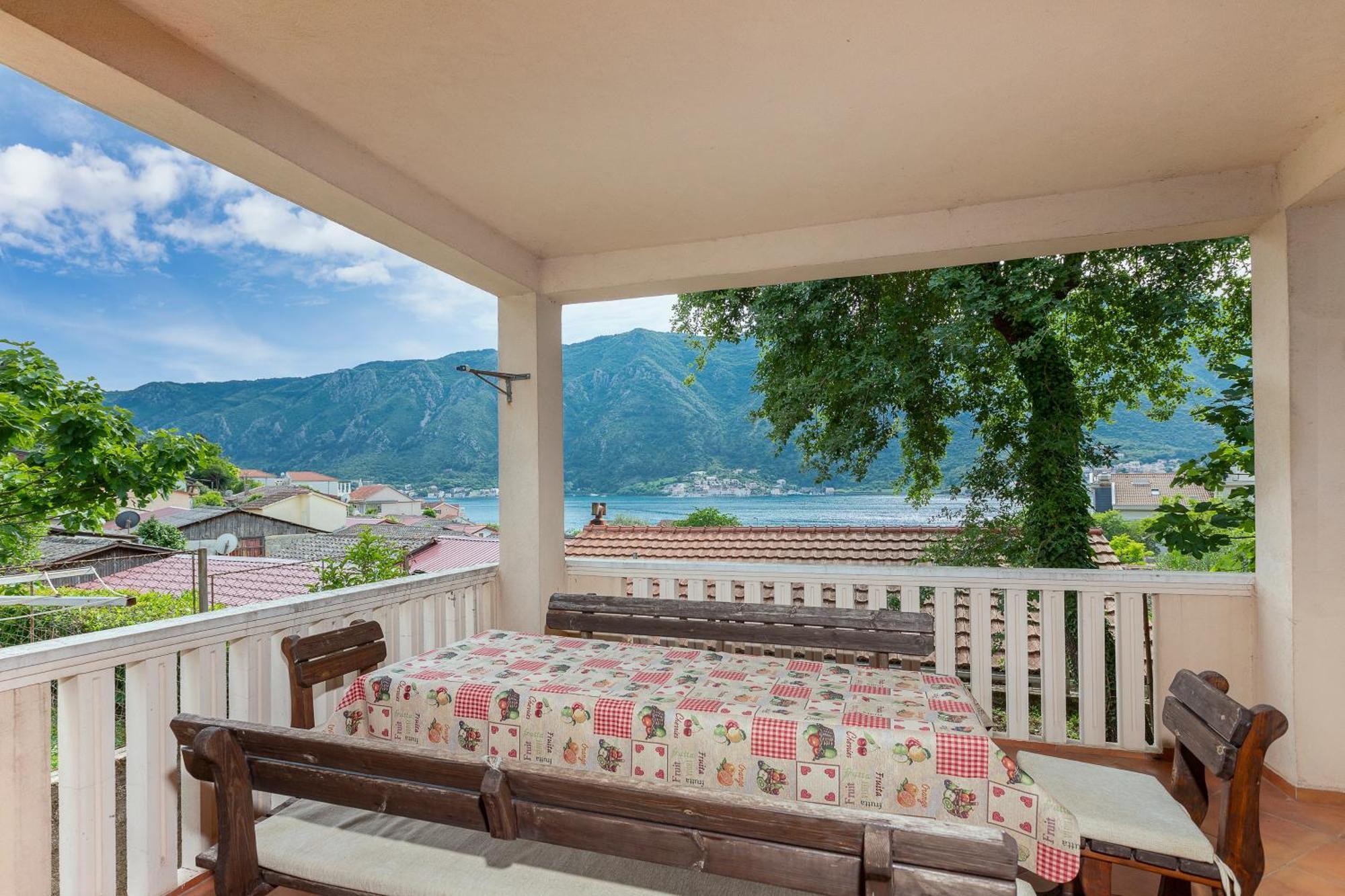Apartment Vladimir Kotor Eksteriør billede