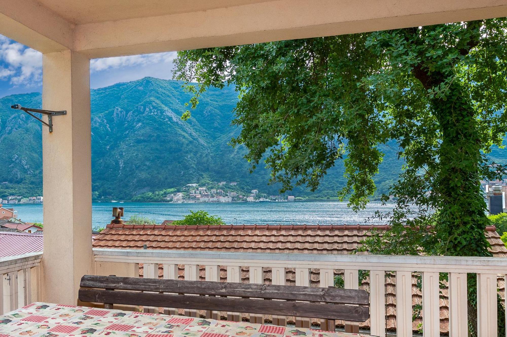 Apartment Vladimir Kotor Eksteriør billede